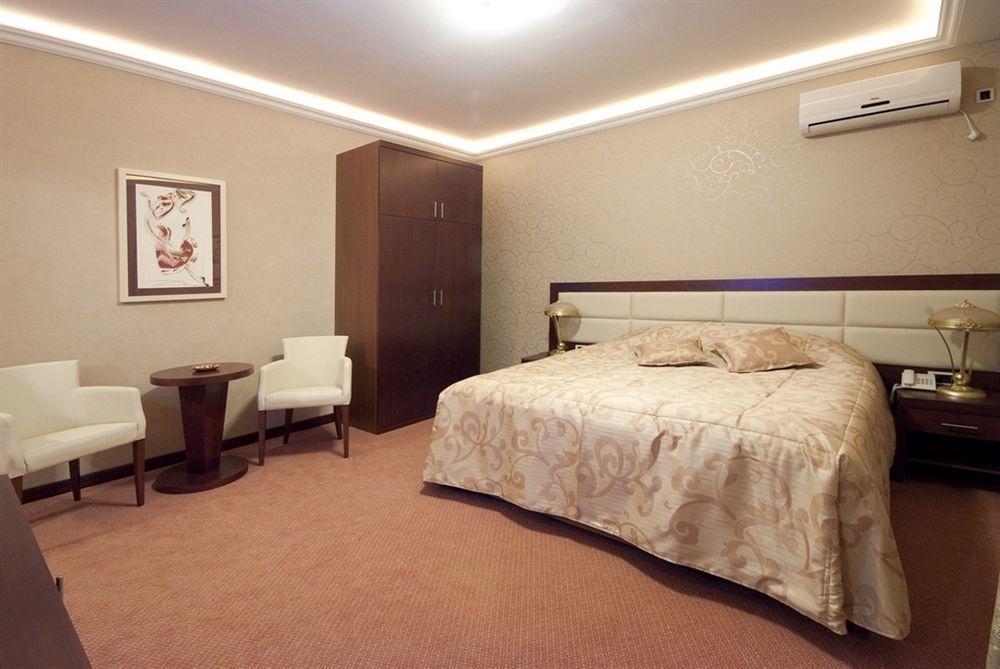 Hotel Sucevic Garni Belgrád Kültér fotó