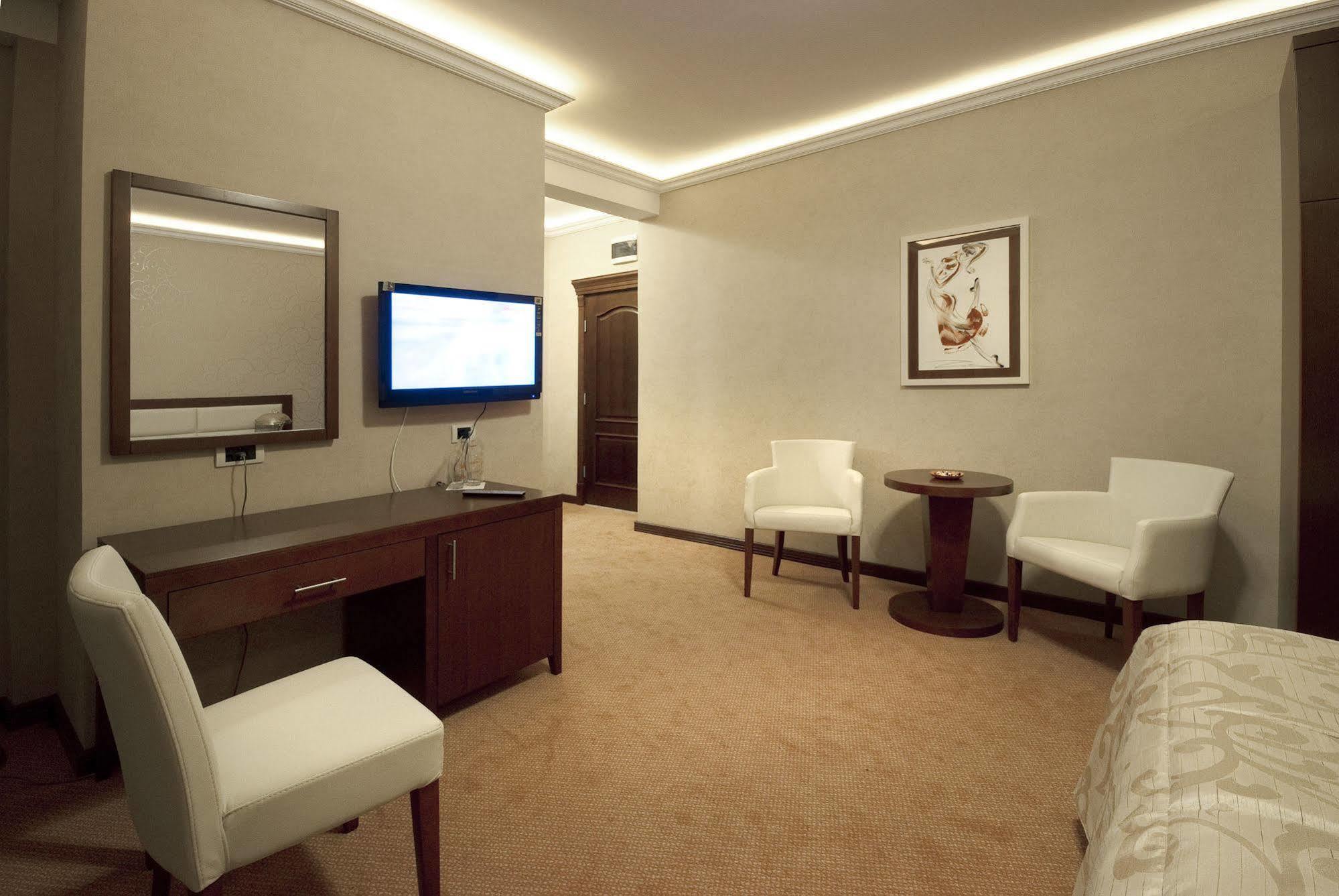 Hotel Sucevic Garni Belgrád Kültér fotó