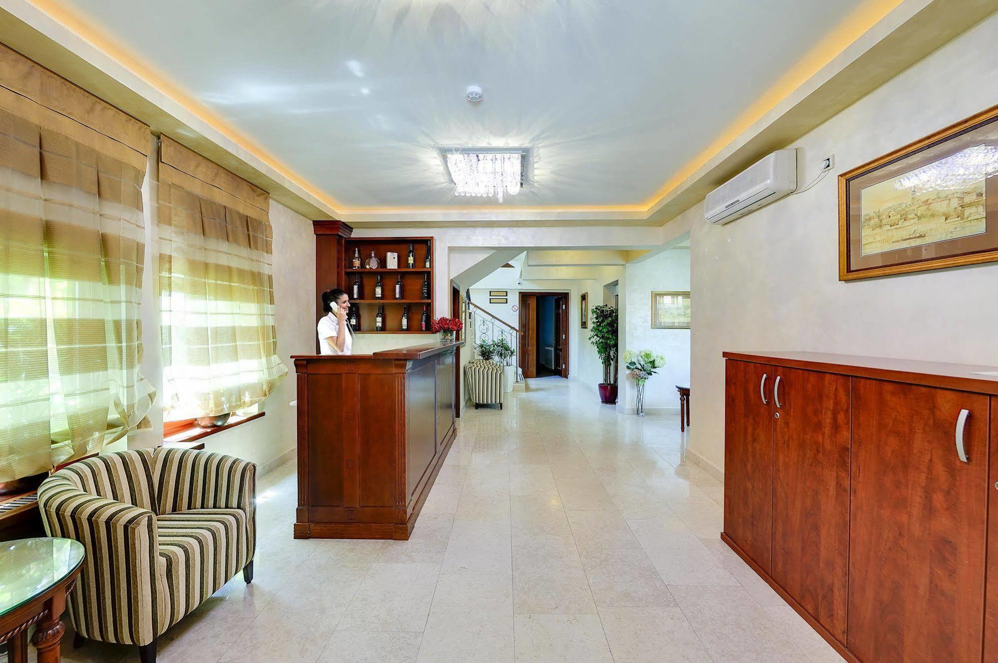 Hotel Sucevic Garni Belgrád Kültér fotó