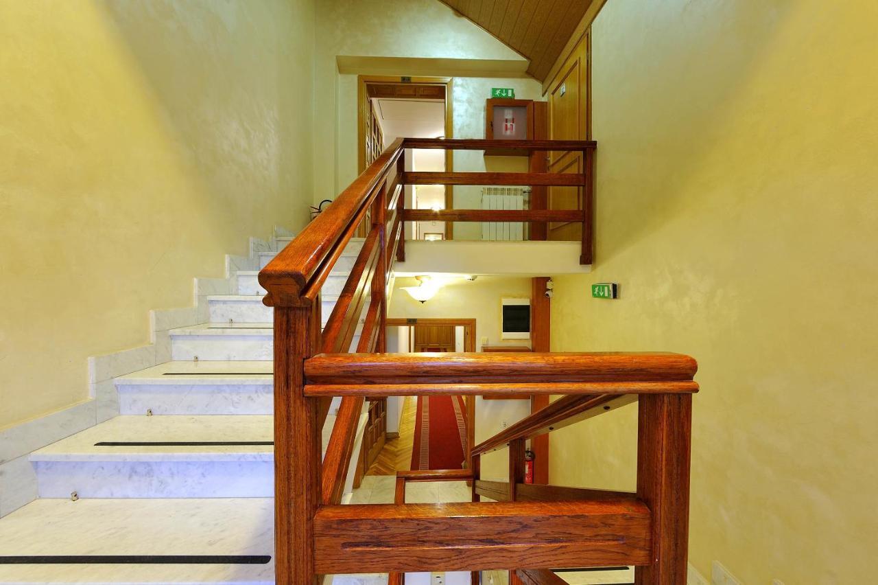 Hotel Sucevic Garni Belgrád Kültér fotó
